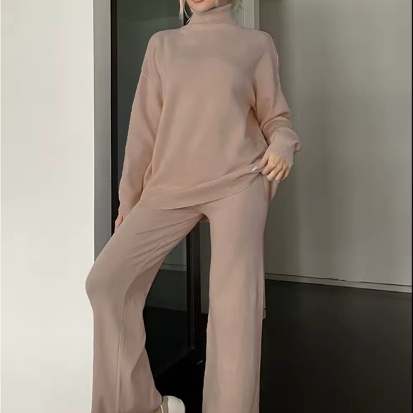 Women's Tan Sweater and Pants set - Picture 2 of 5